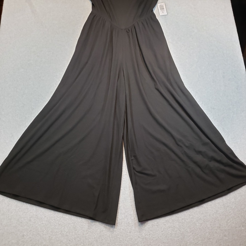 Torrid Short Sleeve Rib Princess Seam Wide Leg Jumpsuit Black Size M/L NWT - Picture 4 of 11